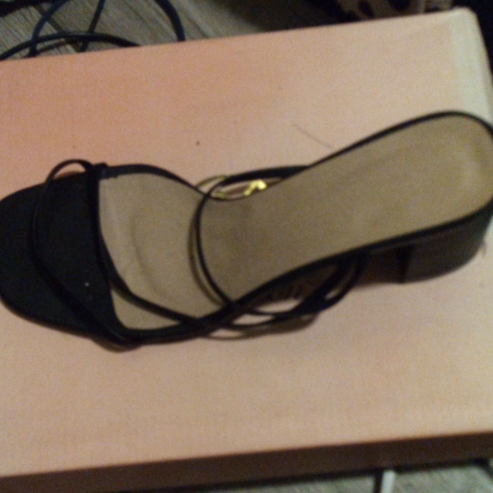 Billini 3 strap heel